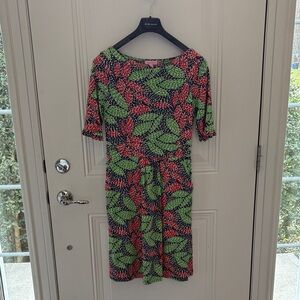 Lily Pulitzer Women’s Green & Pink Leaf-Print Stretch Dress, size Med